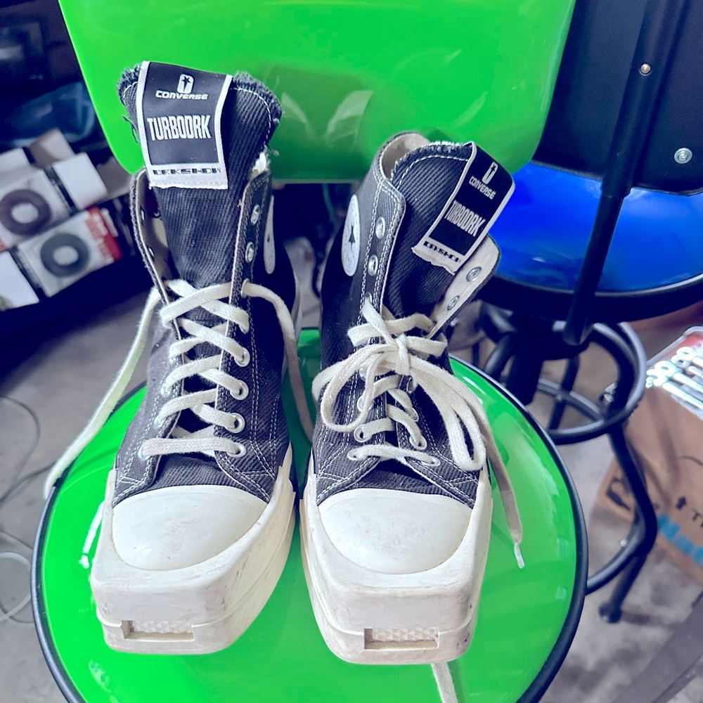 TURBODRK X CHUCK 70